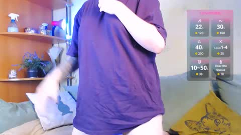 girl - foxi and tranny - kami online show from November 23, 2025, 8:14 am