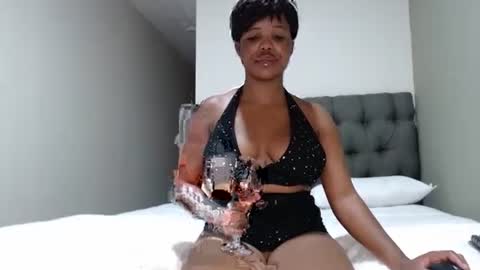 fifi online show from February 21, 2025, 4:18 am