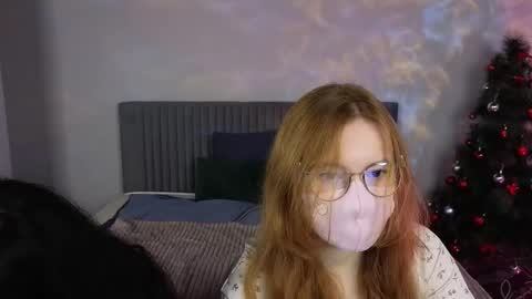 Snapshot of caramelcigarettesss chatting on December 14, 2025, 1:11 am Lira and online show from December 14, 2025, 1:11 am