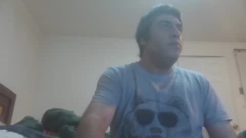 Snapshot of caravibugue chatting on October 15, 2025, 1:17 am caravibugue online show from October 15, 2025, 1:17 am