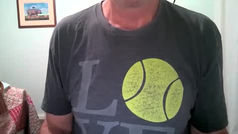 Caressluving online show from October 6, 2025, 4:32 am