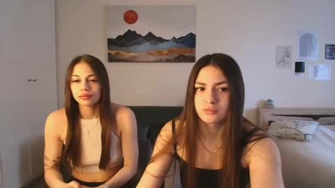 caressyourself online show from April 13, 2026, 5:13 am