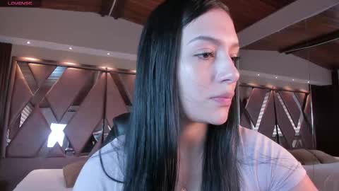 Snapshot of carina_rossi chatting on November 24, 2025, 12:38 pm Carina online show from November 24, 2025, 12:38 pm