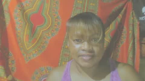 Snapshot of carinesexy69 chatting on December 30, 2024, 11:17 pm carinesexy69 online show from December 30, 2024, 11:17 pm