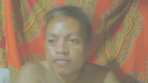 Snapshot of carinesexy69 chatting on January 18, 2025, 4:26 am carinesexy69 online show from January 18, 2025, 4:26 am