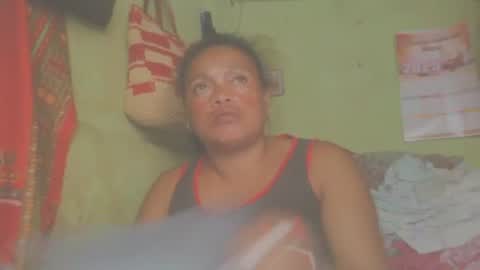 Snapshot of carinesexy69 chatting on February 18, 2025, 12:28 pm carinesexy69 online show from February 18, 2025, 12:28 pm