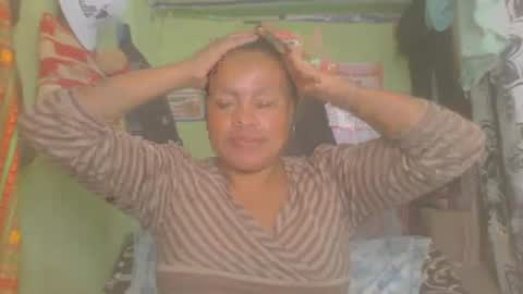 Snapshot of carinesexy69 chatting on March 1, 2025, 10:34 am carinesexy69 online show from March 1, 2025, 10:34 am