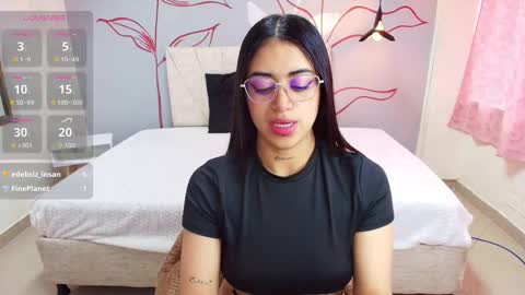 Snapshot of carla_bennet_ chatting on September 12, 2025, 11:54 am C A R L A online show from September 12, 2025, 11:54 am