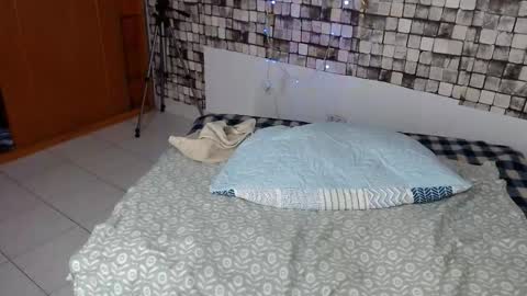 Snapshot of carla_lopera chatting on November 18, 2025, 10:03 pm Carla online show from November 18, 2025, 10:03 pm