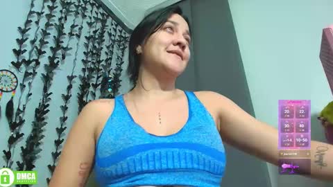 Carla online show from October 21, 2025, 5:19 am