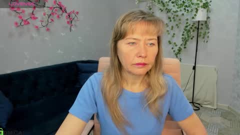 Carla Vogue online show from November 29, 2025, 2:58 am