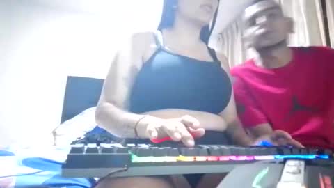 carlandelli1 online show from November 1, 2025, 3:30 am