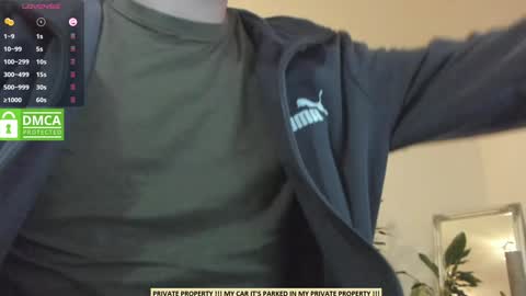 Snapshot of carlasquirt chatting on January 9, 2025, 8:33 pm CarlaSquirt online show from January 9, 2025, 8:33 pm