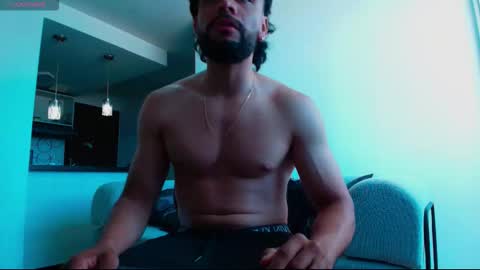 sebasfit online show from October 18, 2025, 8:20 pm