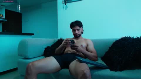 sebasfit online show from January 16, 2026, 11:09 pm