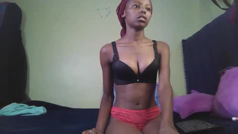 carlex_ online show from October 12, 2025, 7:40 am