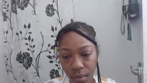 Carlie online show from November 24, 2025, 7:46 pm