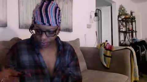 Carlie online show from February 7, 2026, 11:25 am