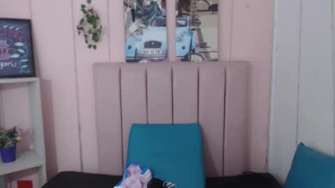 Snapshot of carlin_gimenes707rs chatting on September 18, 2025, 1:02 pm CARLIN GIMENES online show from September 18, 2025, 1:02 pm