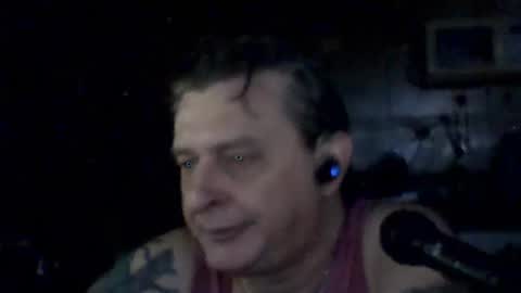 carlos712009 online show from April 2, 2026, 7:28 am