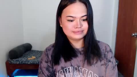 carloshadow0 online show from May 10, 2026, 11:10 pm