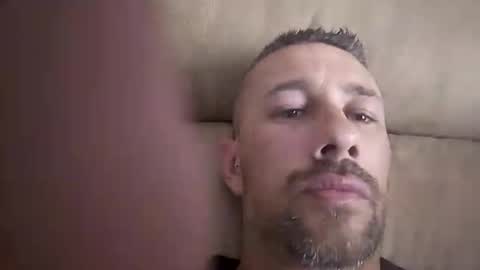 Snapshot of carlosrm440882 chatting on April 11, 2026, 2:43 pm carlosrm440882 online show from April 11, 2026, 2:43 pm