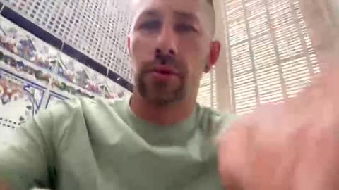 Snapshot of carlosrm440882 chatting on May 10, 2026, 7:24 am carlosrm440882 online show from May 10, 2026, 7:24 am