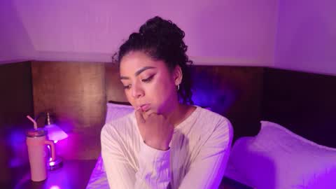 Snapshot of carly_monroe_ chatting on October 16, 2025, 11:06 pm Carly Monroe online show from October 16, 2025, 11:06 pm