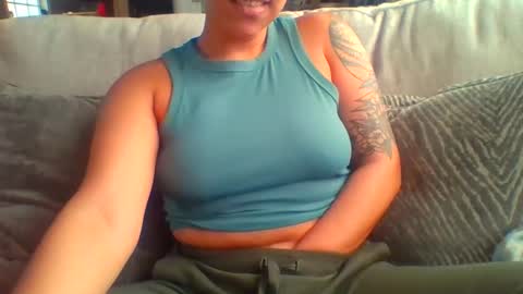 Snapshot of carmen_fett chatting on December 27, 2024, 7:57 pm Carmen online show from December 27, 2024, 7:57 pm