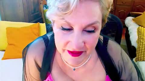 Carmen online show from February 27, 2026, 9:09 am