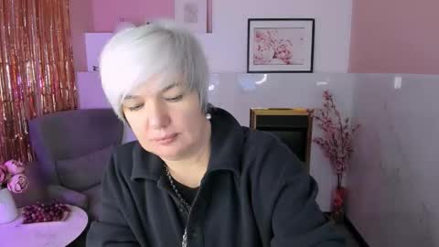 Carmen online show from January 13, 2026, 8:47 pm