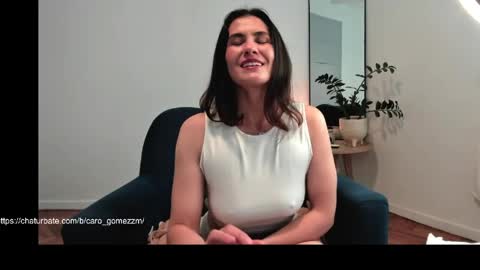 Snapshot of caro_gomezzm chatting on May 27, 2026, 5:54 pm carolina online show from May 27, 2026, 5:54 pm