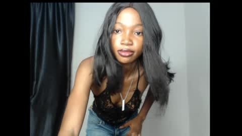 caroline online show from March 12, 2026, 4:18 am