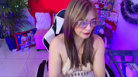 Snapshot of carol_miss2 chatting on December 16, 2025, 11:26 am CAROL online show from December 16, 2025, 11:26 am