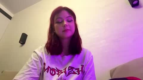 Snapshot of carolakoebel chatting on July 4, 2026, 6:03 pm Eliza online show from July 4, 2026, 6:03 pm