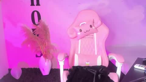 carolay759687 online show from February 22, 2025, 7:23 am