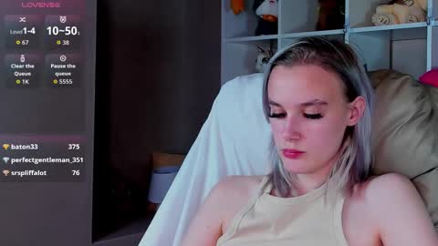 Carol online show from November 21, 2025, 9:24 pm