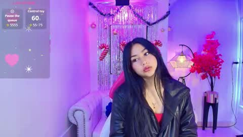 CAROLINA.  online show from December 19, 2025, 11:39 am