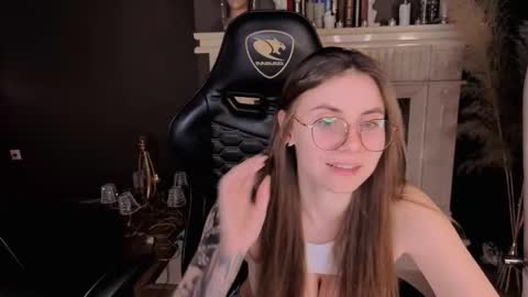 Mira online show from February 15, 2026, 4:53 am