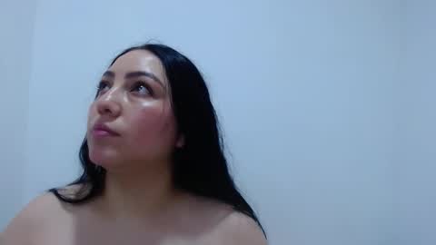 carolina_zabala_19 online show from March 1, 2026, 5:26 pm