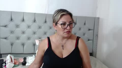 Snapshot of carolinacrus01 chatting on January 29, 2025, 8:35 pm Carolina online show from January 29, 2025, 8:35 pm