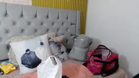 Snapshot of carolinacrus01 chatting on February 24, 2025, 9:31 pm Carolina online show from February 24, 2025, 9:31 pm