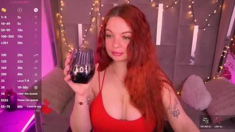 carolinadia online show from April 17, 2026, 8:01 pm