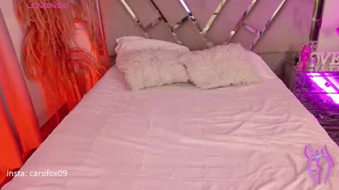 caroline online show from March 19, 2026, 6:06 am