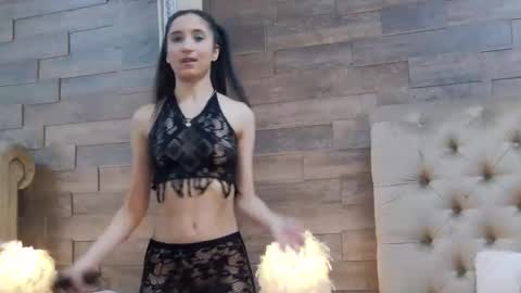 Snapshot of carolinahart chatting on November 29, 2025, 5:49 pm carolinahart online show from November 29, 2025, 5:49 pm