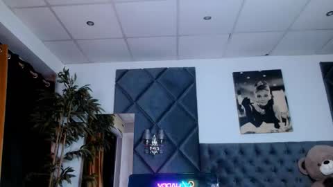 Mellany online show from March 21, 2026, 8:30 am