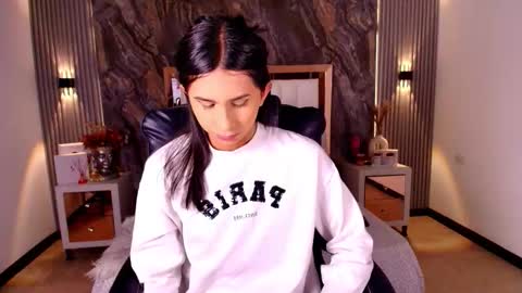 Snapshot of caroline_foster1 chatting on March 5, 2026, 12:12 pm caroline_foster1 online show from March 5, 2026, 12:12 pm