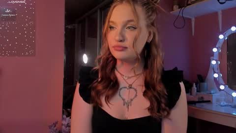 Caro online show from March 8, 2026, 8:34 pm