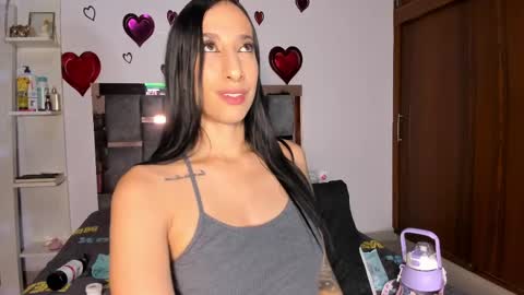 CAROLINE online show from February 19, 2025, 2:33 am