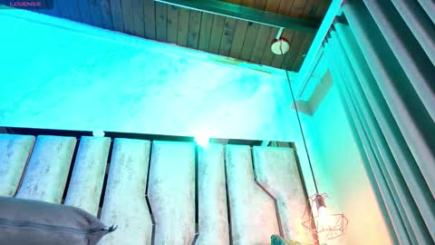 Snapshot of caroline_palmerr chatting on December 20, 2025, 4:19 am Carolina online show from December 20, 2025, 4:19 am